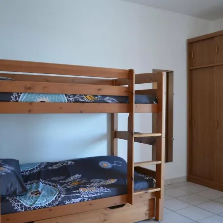 Apartment Climatise Avec Balcon Et Parking, A Deux Pas De La - Fr-1-225d-125 Saint-Cyprien (Pyrenees-Orientales)